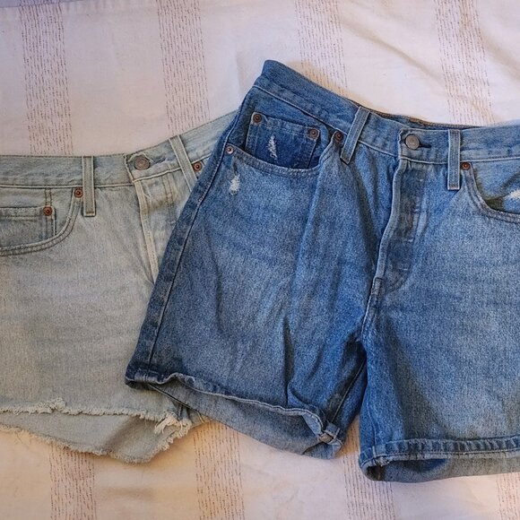 Levis 501 Lot of 2 Womens Jean Shorts 100% Cotton Size 27/28 - Picture 1 of 16